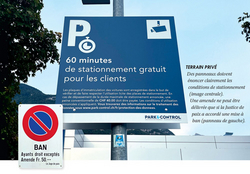 Des «bûches» sur un parking de centre commercial