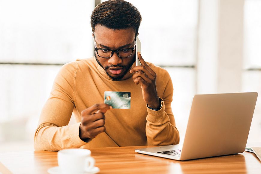 Remplacer une carte? Entre 0 et 90 fr. selon la banque