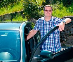 Vitre éclatée, c’est  pour sa poire!