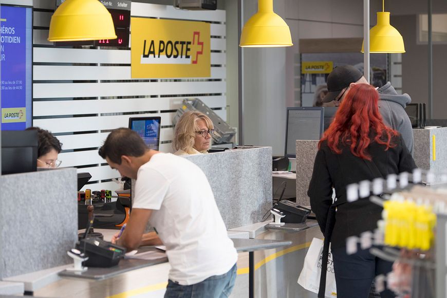 Prime plus chère au guichet postal